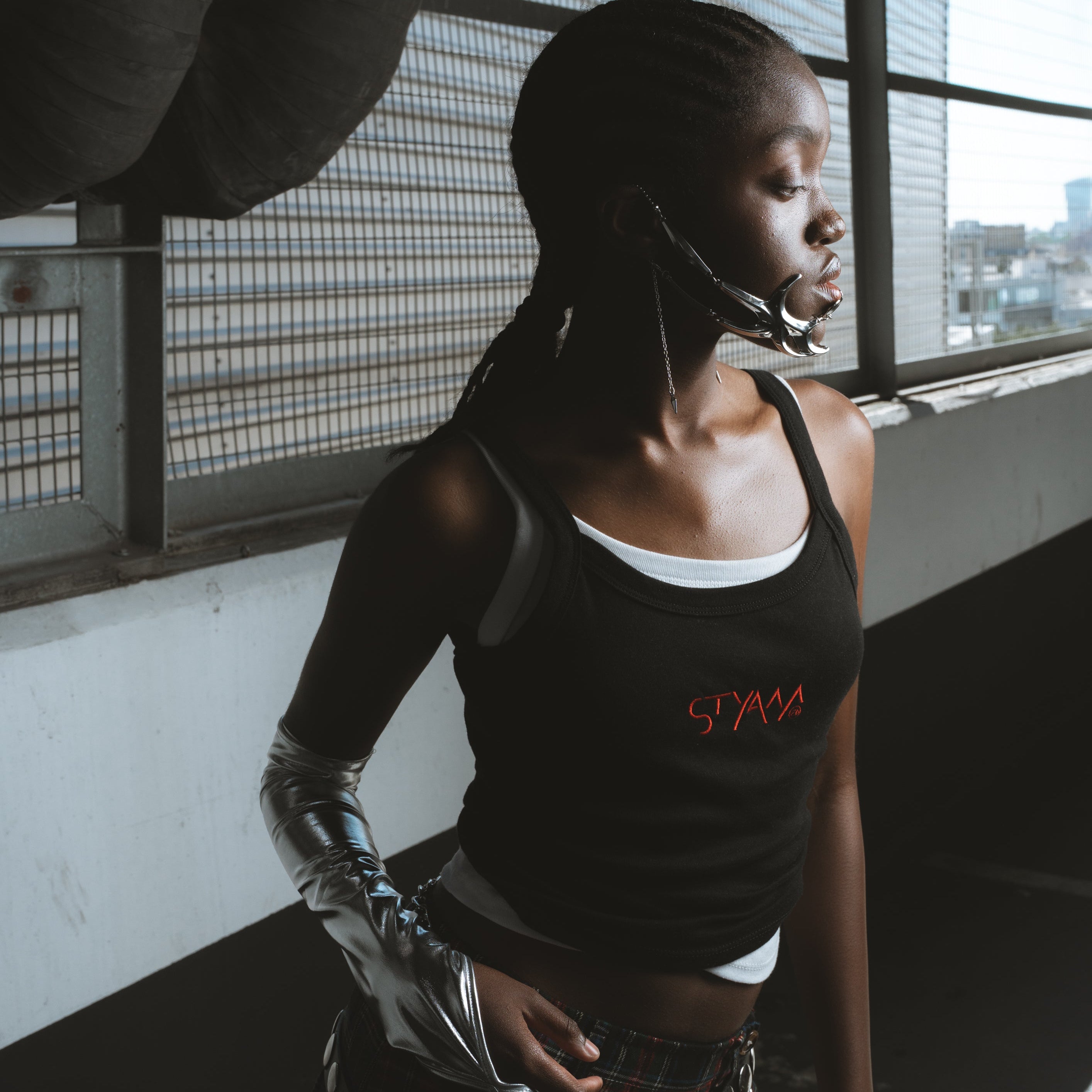 Model ON Duty Tank Top - Black