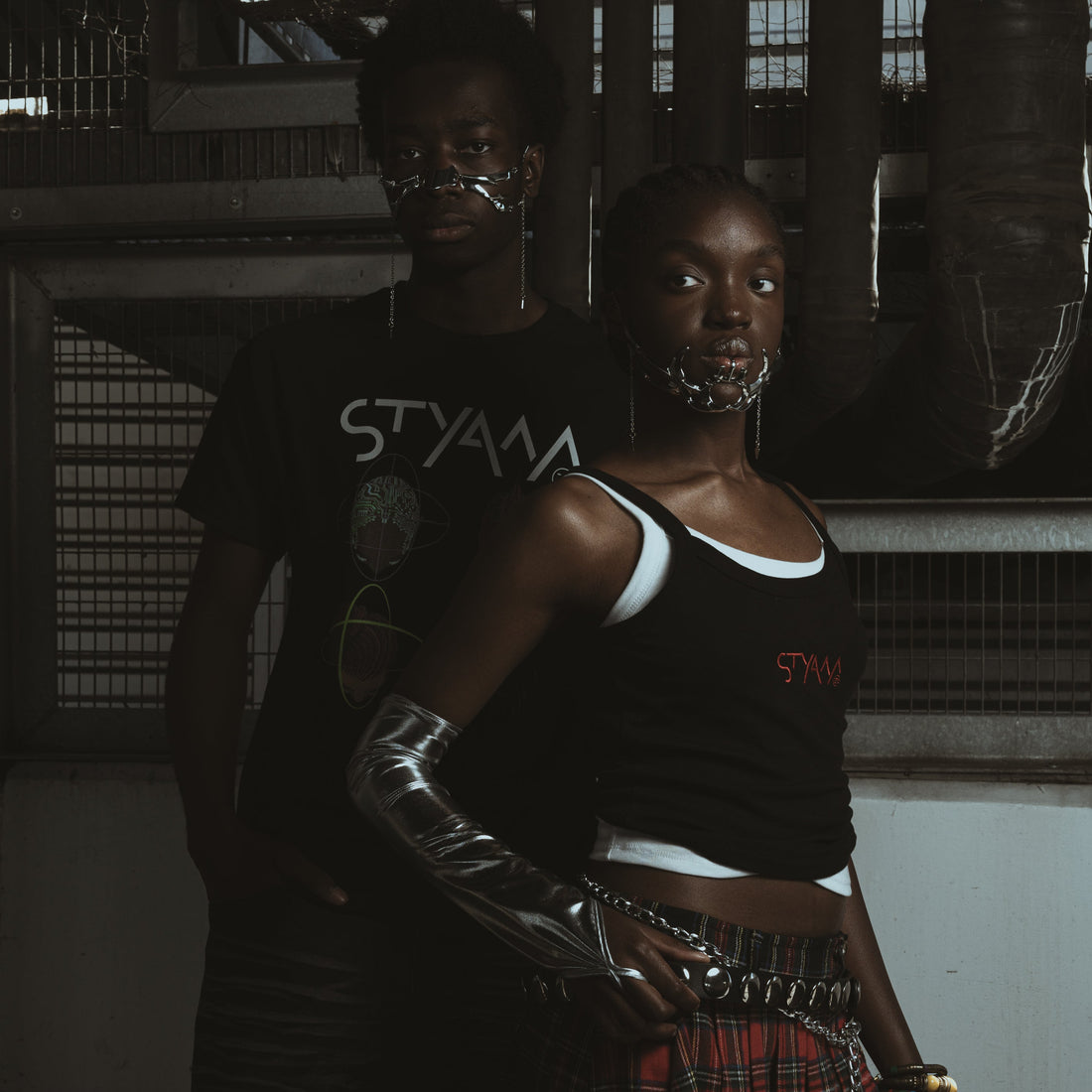 Model ON Duty Tank Top - Black