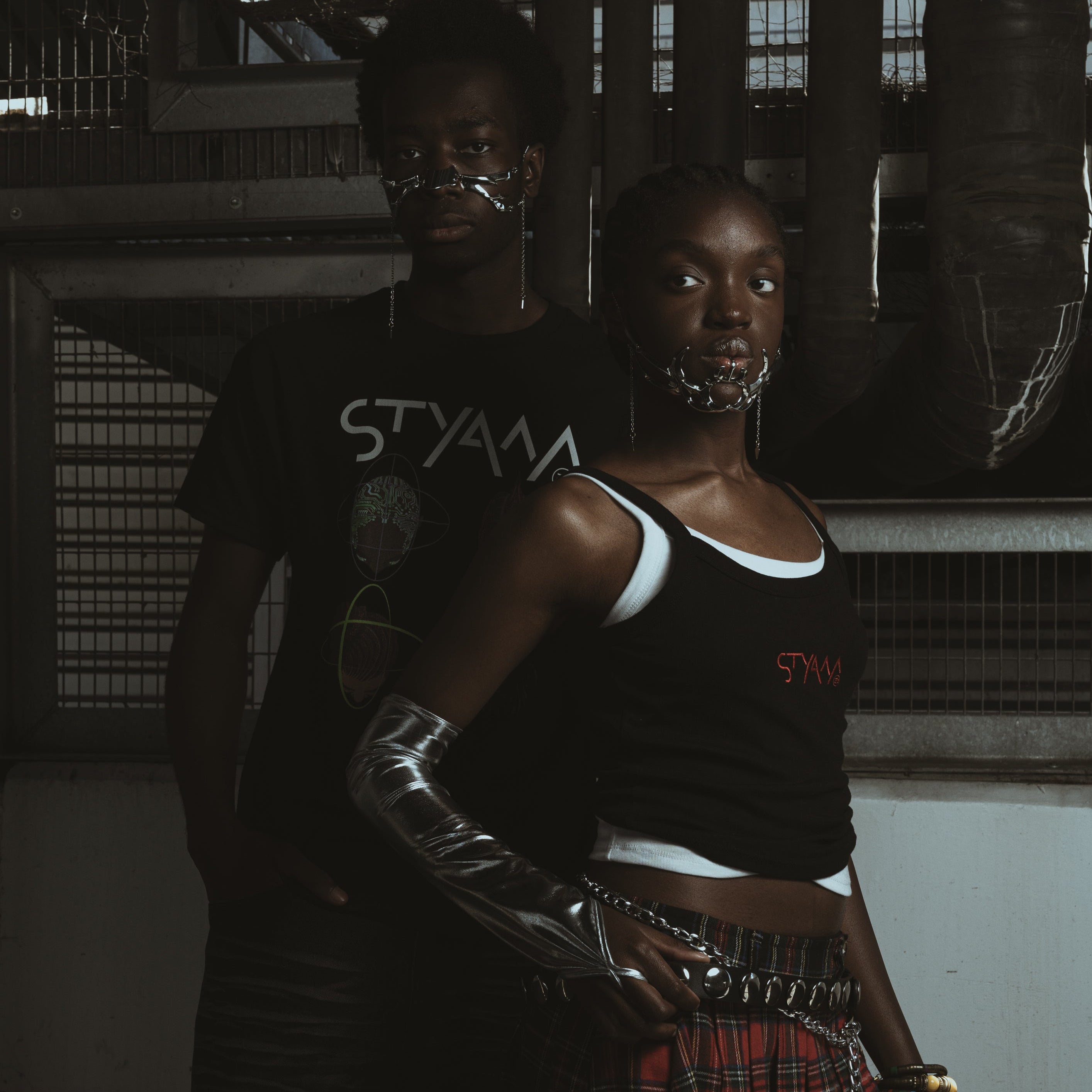 Model ON Duty Tank Top - Black